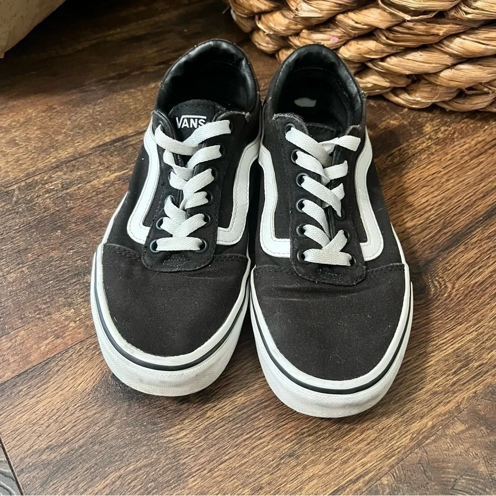 Vans Ward Black White Skate Shoes Canvas Sneakers - Women's 7
